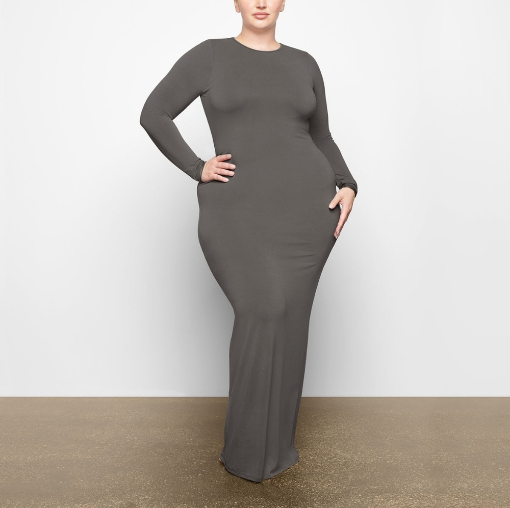 Elegant Gray Long Sleeve Maxi Dress